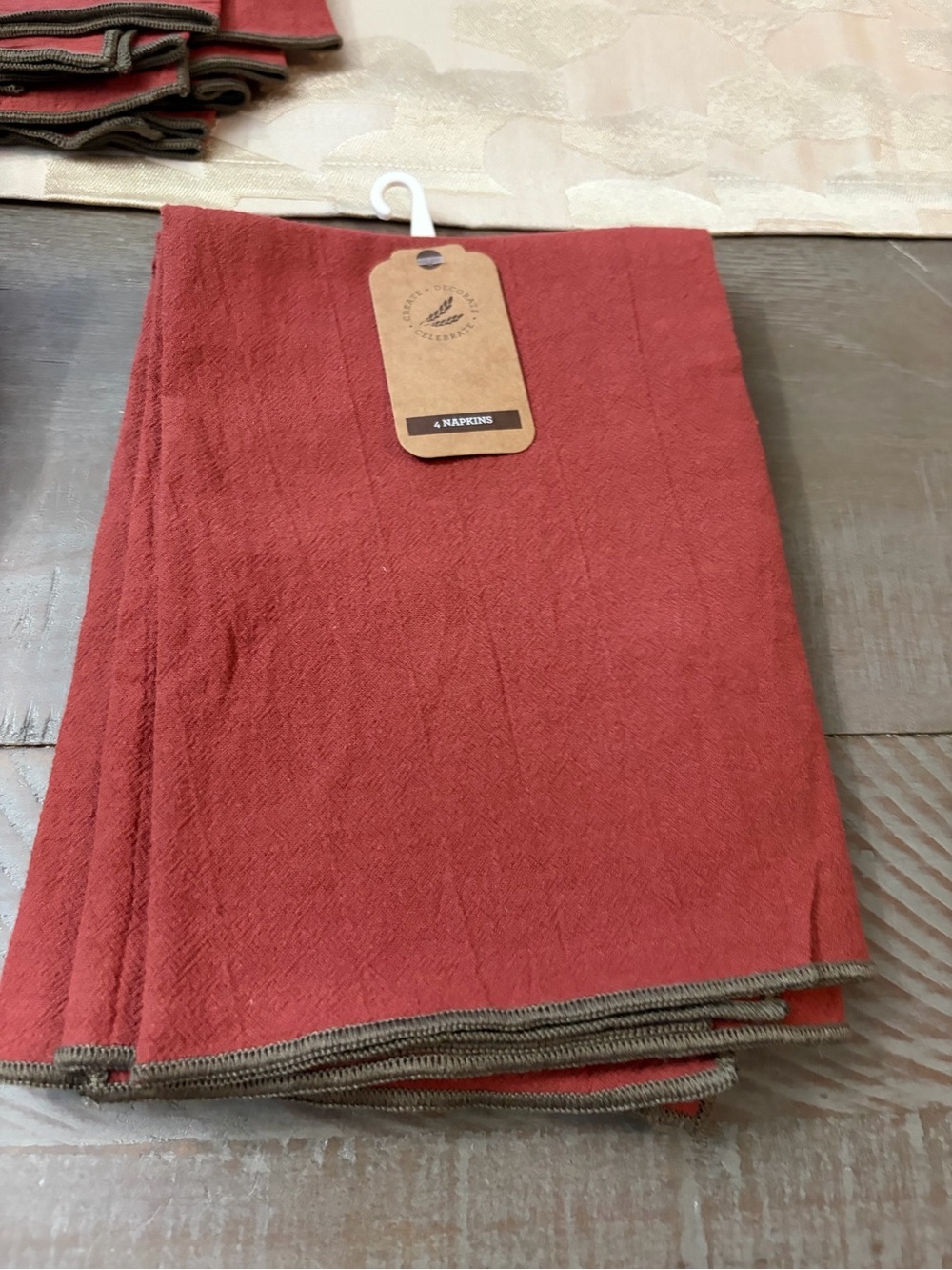 4 PC napkin set with overlock stitch Arabian spice & amphora 18”x18”100%cotton